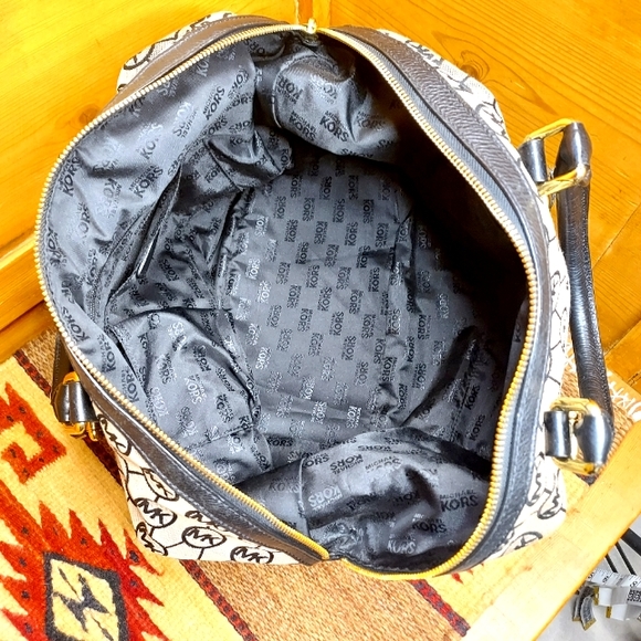 MICHAEL KORS Brown Fabric Purse/Satchel - Picture 8 of 11